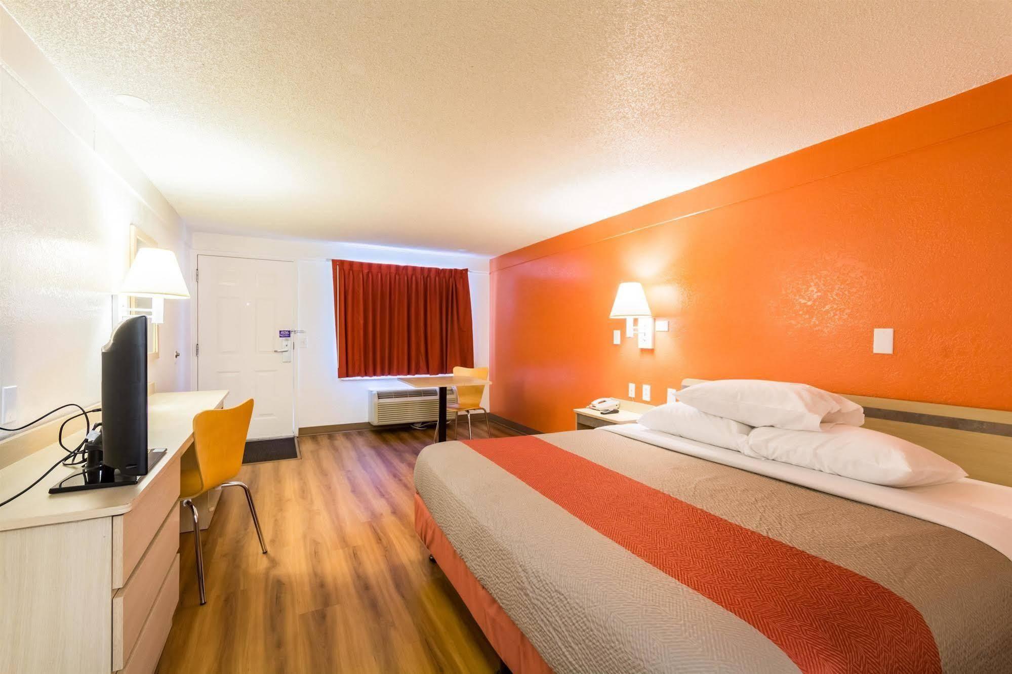 Travelodge By Wyndham Essington / Philadelphia Airport Ngoại thất bức ảnh