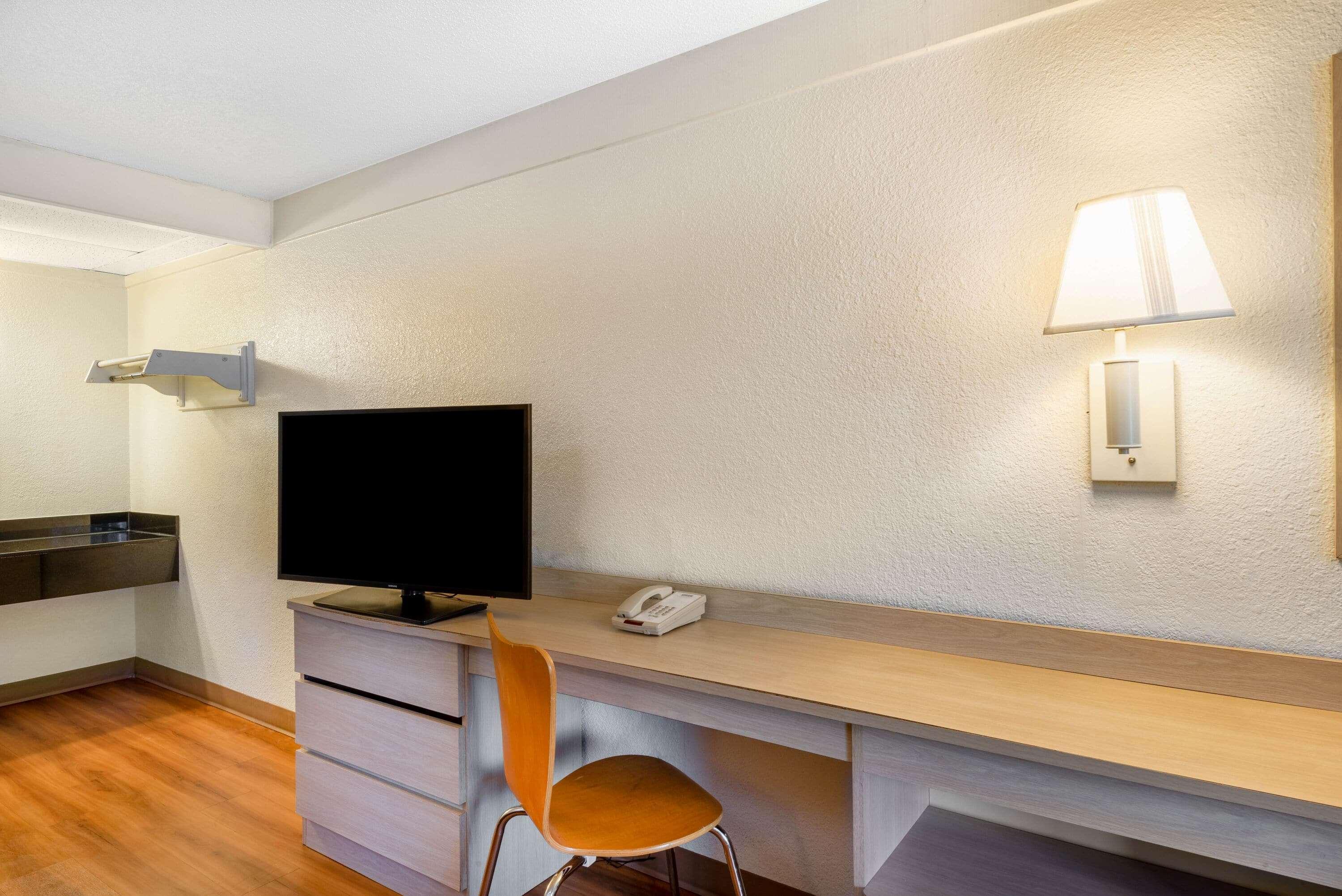 Travelodge By Wyndham Essington / Philadelphia Airport Ngoại thất bức ảnh