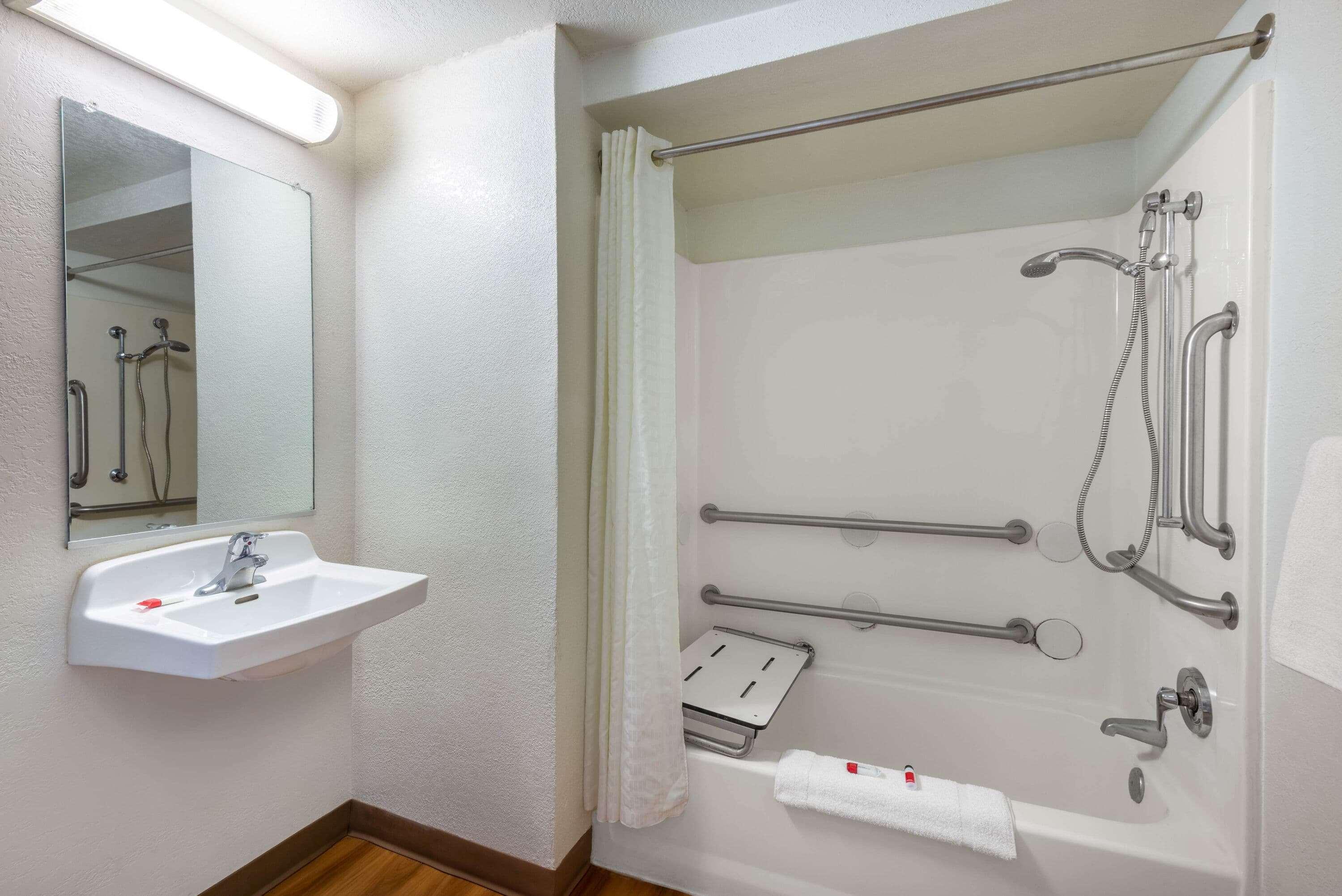 Travelodge By Wyndham Essington / Philadelphia Airport Ngoại thất bức ảnh